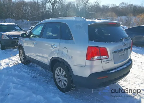 2011 Kia Sorento Ex from USA, damaged, VIN 5XYKU3A19BG024087